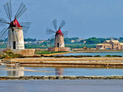 mulini-a-vento-stagnone-marsala