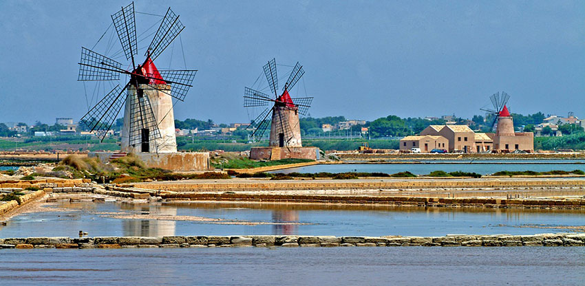 mulini-a-vento-stagnone-marsala